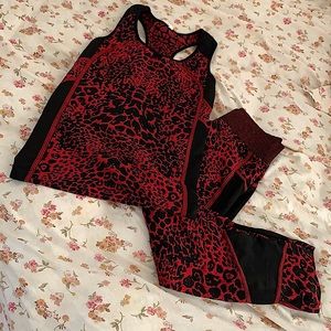 Small-medium running two piece